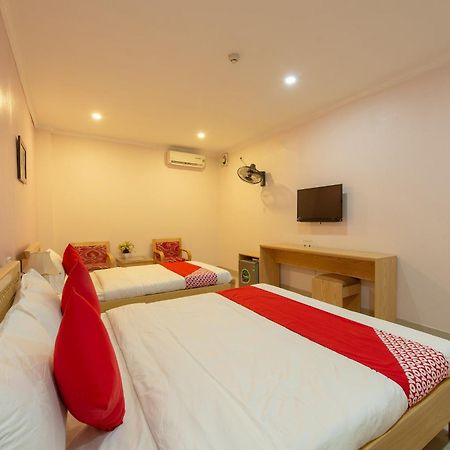 Capital O 417 Truong Son Hotel Ханой Екстериор снимка