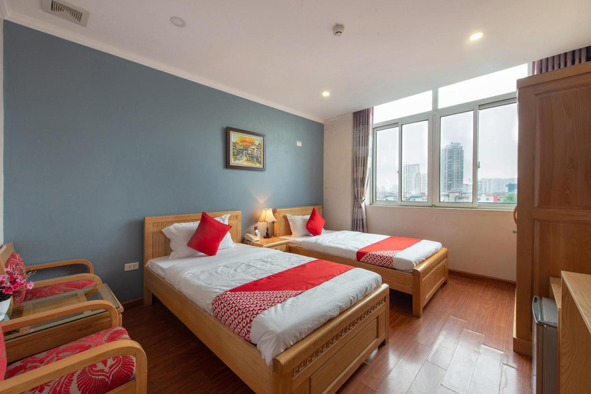 Capital O 417 Truong Son Hotel Ханой Екстериор снимка