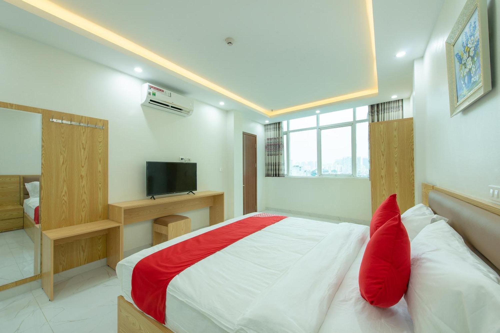 Capital O 417 Truong Son Hotel Ханой Екстериор снимка