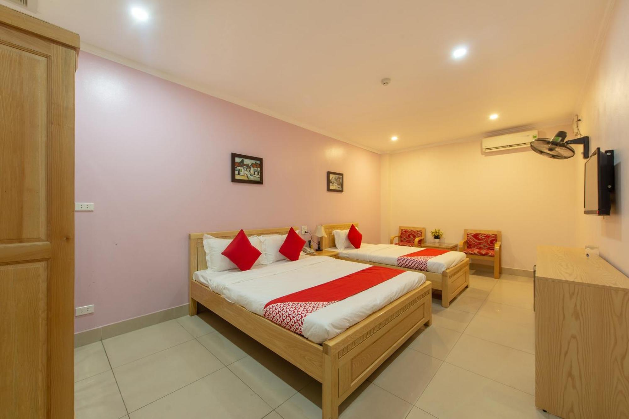 Capital O 417 Truong Son Hotel Ханой Екстериор снимка