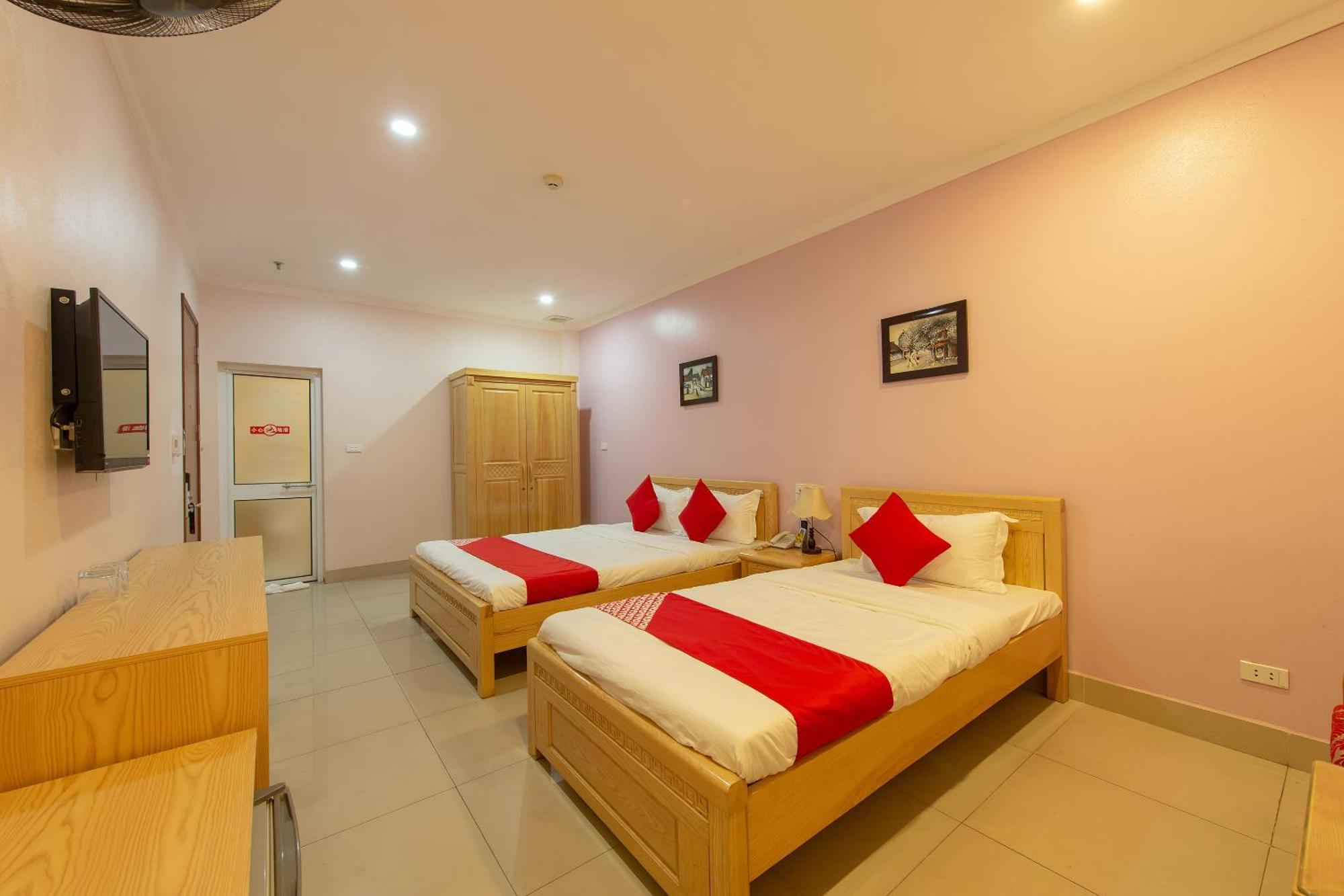 Capital O 417 Truong Son Hotel Ханой Екстериор снимка